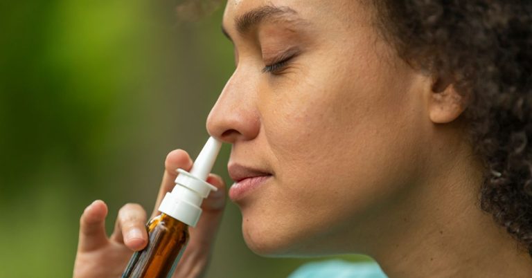 Drugstore Nasal Spray May Cut COVID-19 and Cold Risk